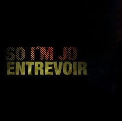 [mdf04] So I&#180;m Jo - Entrevoir